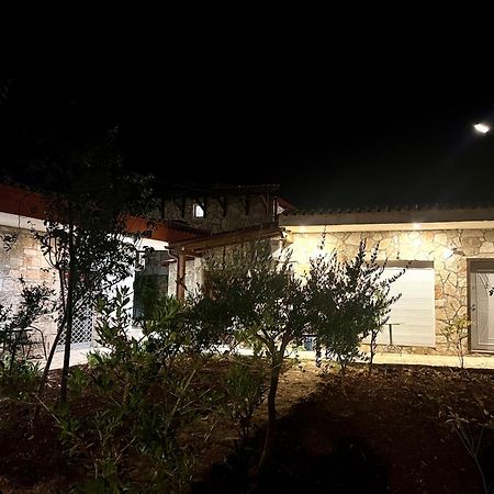 Jardin Miraculeux Otel Himarë Dış mekan fotoğraf