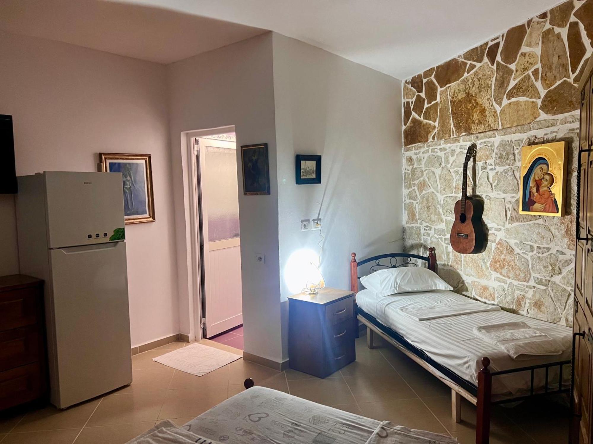 Jardin Miraculeux Otel Himarë Dış mekan fotoğraf