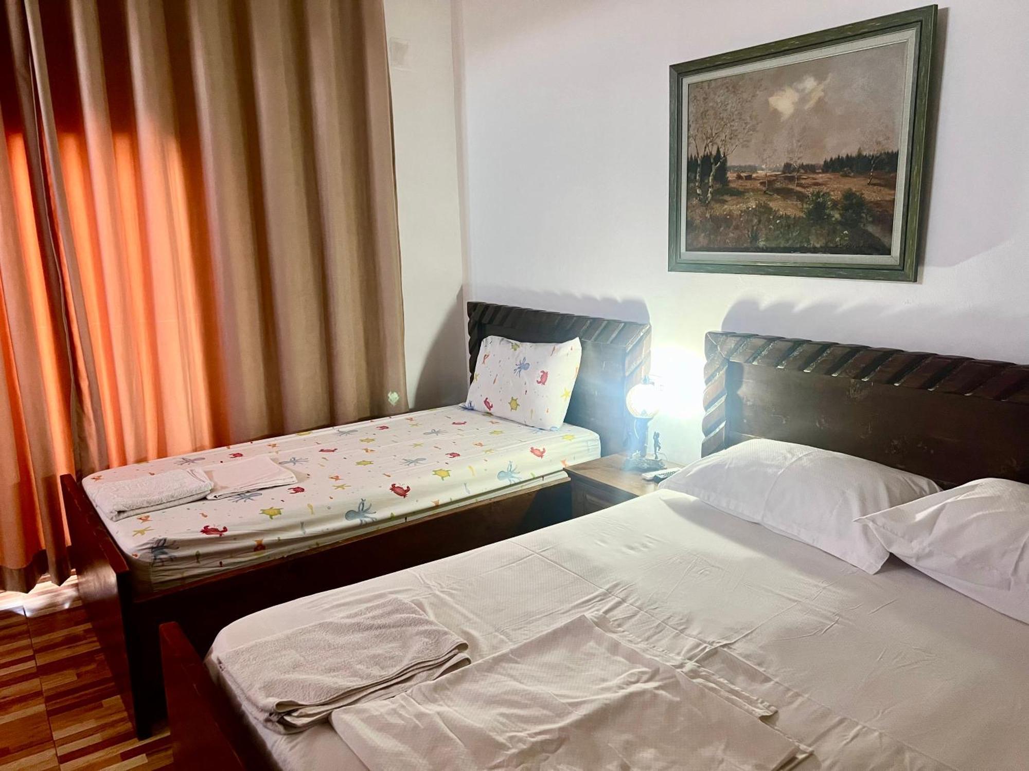 Jardin Miraculeux Otel Himarë Dış mekan fotoğraf