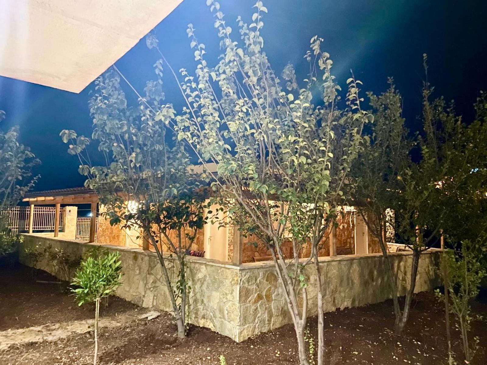 Jardin Miraculeux Otel Himarë Dış mekan fotoğraf