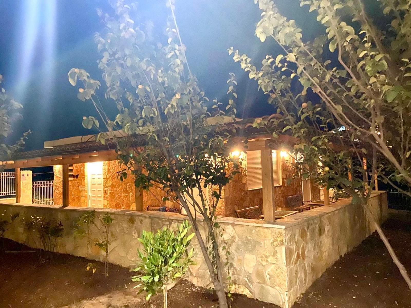 Jardin Miraculeux Otel Himarë Dış mekan fotoğraf