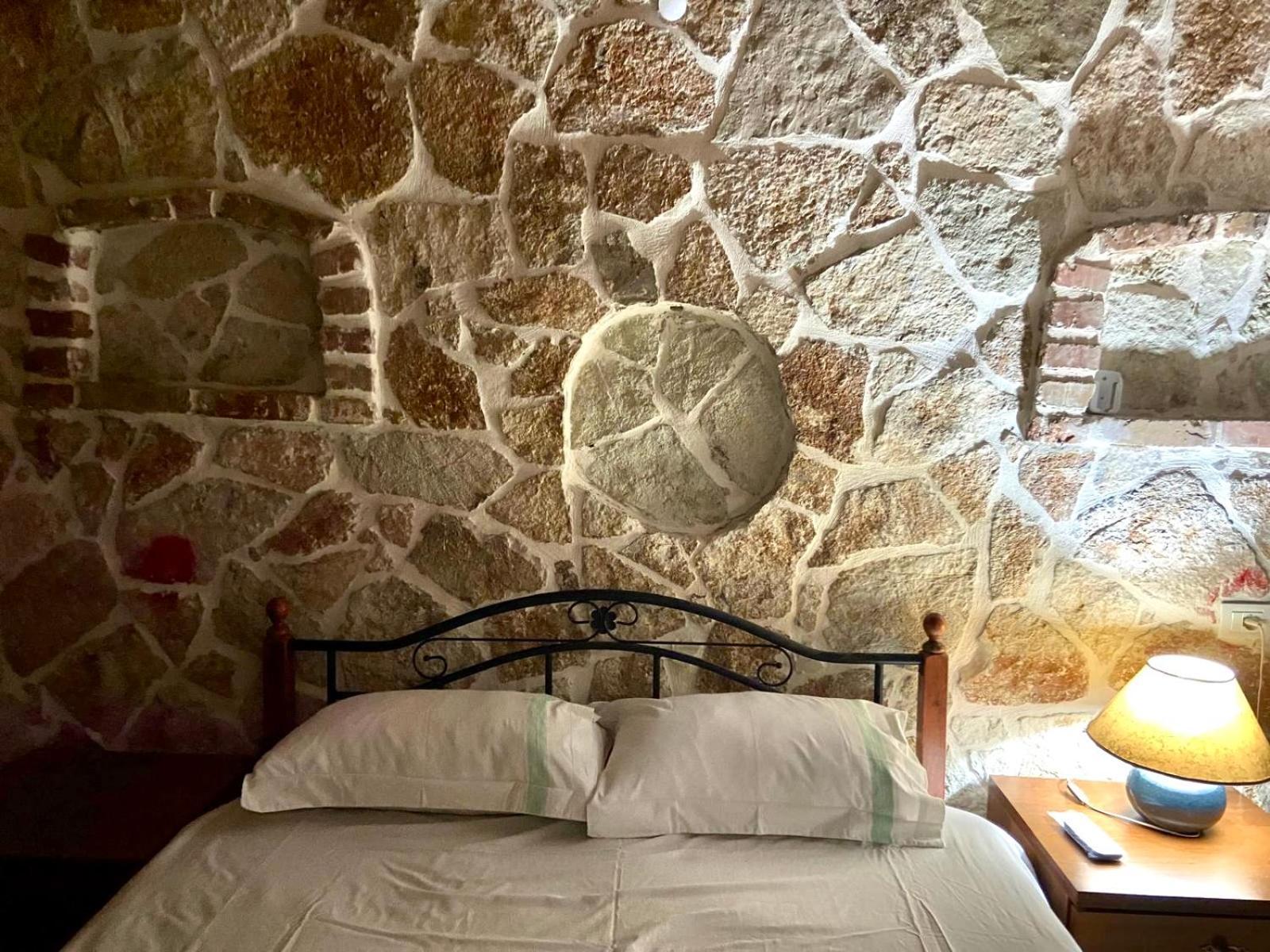 Jardin Miraculeux Otel Himarë Oda fotoğraf